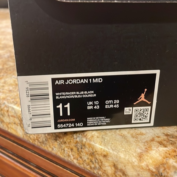 Air Jordan 1 Mid mens - Picture 10 of 10